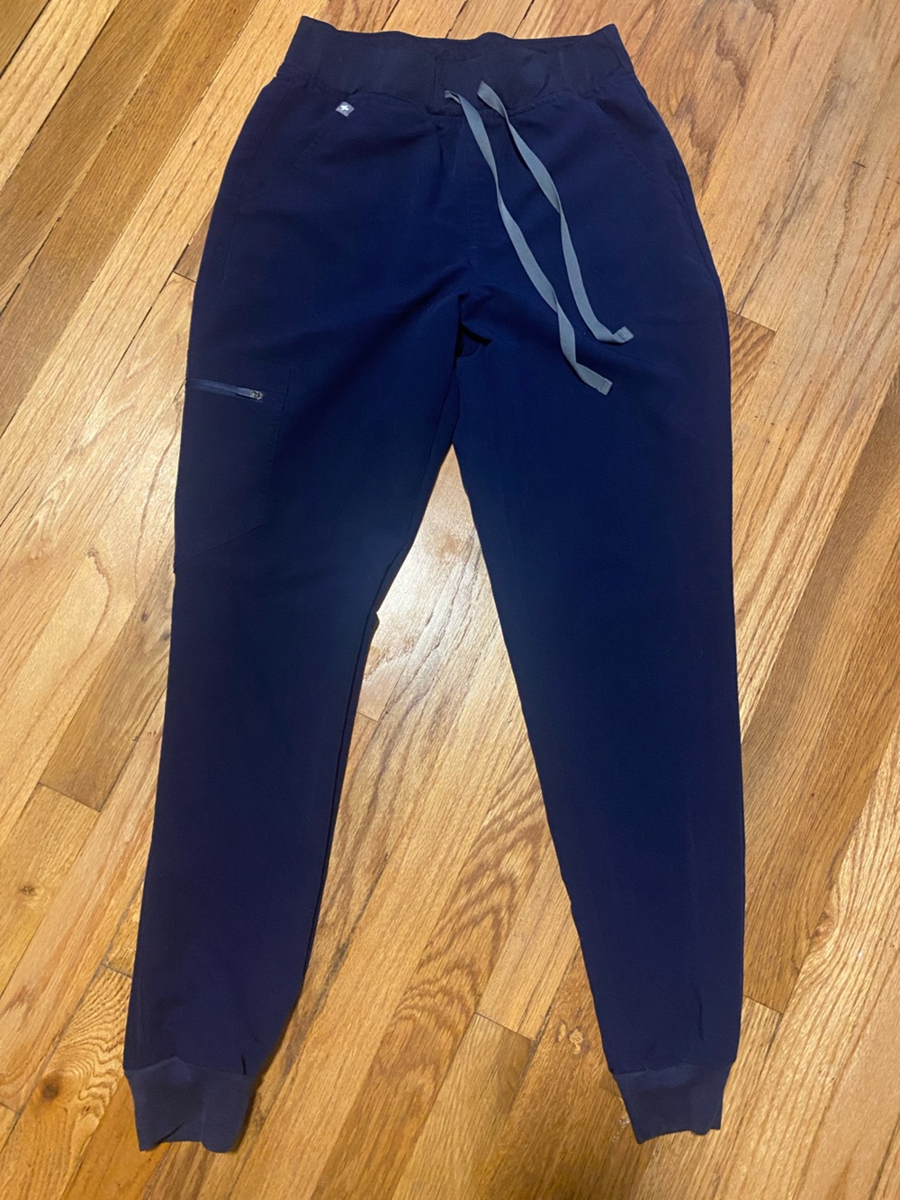 Figs Women’s Navy High Waisted Zamora Jogger Scrubs with Gray Drawstring